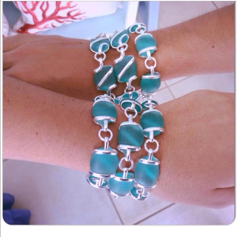 Great for Summer! Sea glass Necklace/Bracelet set